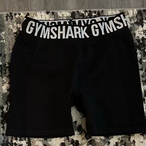 LISTING RESERVED FOR POSHER @ALYSHADOMB